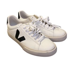 Veja camper sneaker